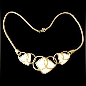 1970’s Kunio Matsumoto for Trifari Cream Enamel Necklace (t75)